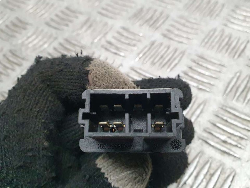 Recambio de mando elevalunas delantero derecho para peugeot 307 (s1) xr clim referencia OEM IAM SIN REF  