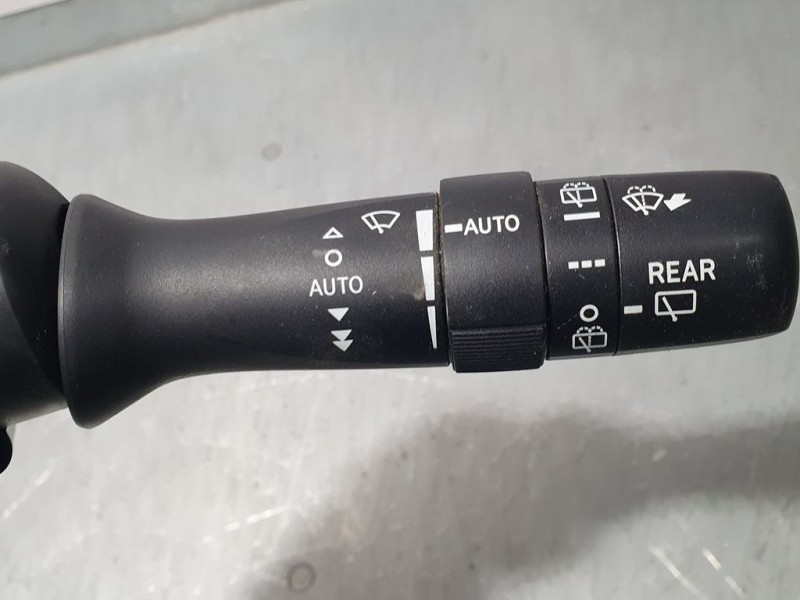 Recambio de mando limpia para toyota rav 4 (a3) active referencia OEM IAM 8465248180  