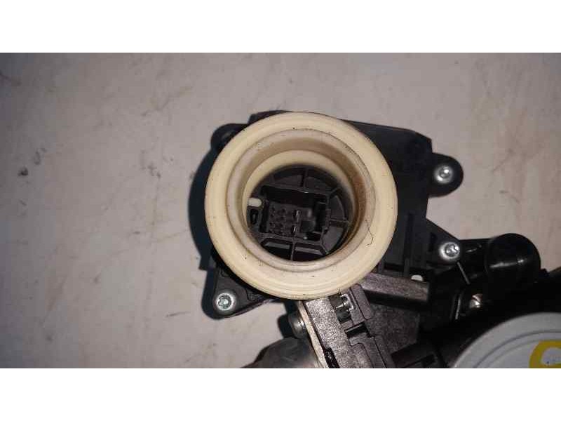 Recambio de elevalunas delantero izquierdo para toyota yaris (ksp9/scp9/nlp9) básico referencia OEM IAM 857200D110B 10 PINS ELEC