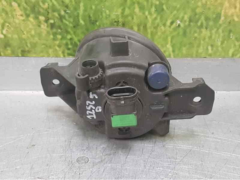 Recambio de faro antiniebla derecho para renault master kombi l1h1 3,0t referencia OEM IAM   