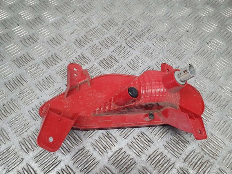 Recambio de piloto trasero derecho paragolpes para kia stonic (ybcuv) drive referencia OEM IAM 92406H8  