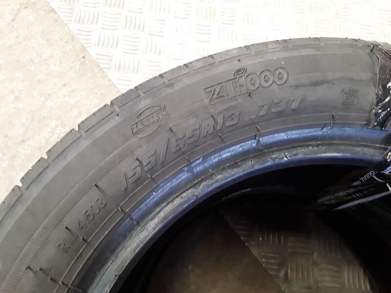 Recambio de neumatico pareja para neumaticos reutilizados - referencia OEM IAM 155651373T ZEETEX 155/65/13/73T