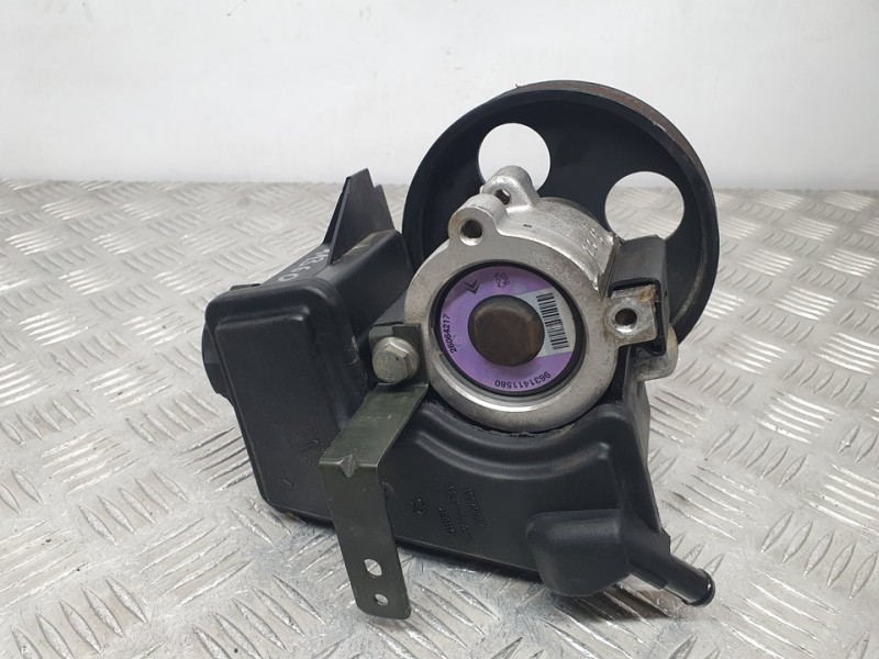 Recambio de bomba direccion para peugeot 206 berlina xr referencia OEM IAM 9631411580 26064217 