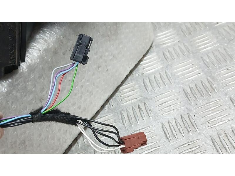 Recambio de retrovisor derecho para peugeot 2008 (--.2013) allure referencia OEM IAM 1611240980 ELECTRICO 6 Y 5 CABLES ROZADO 