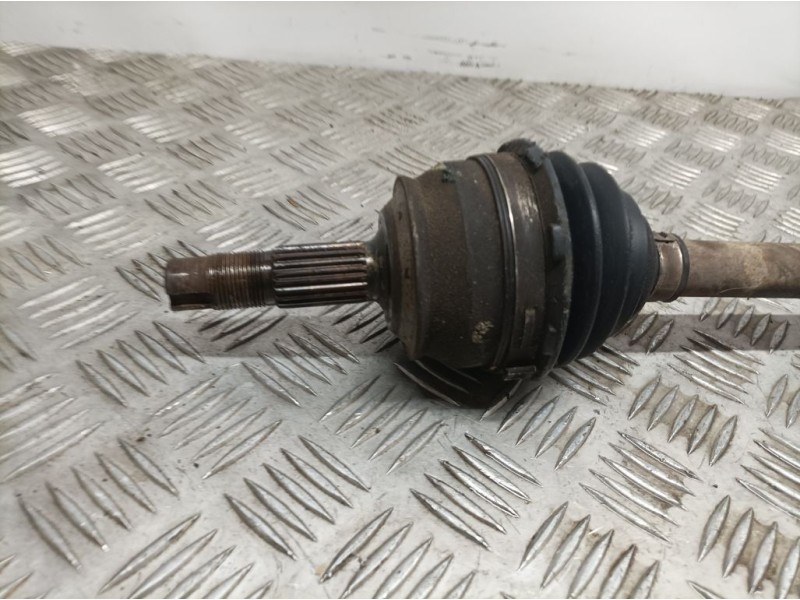 Recambio de transmision delantera derecha para fiat punto berl. (176) 55 s referencia OEM IAM 7739016  