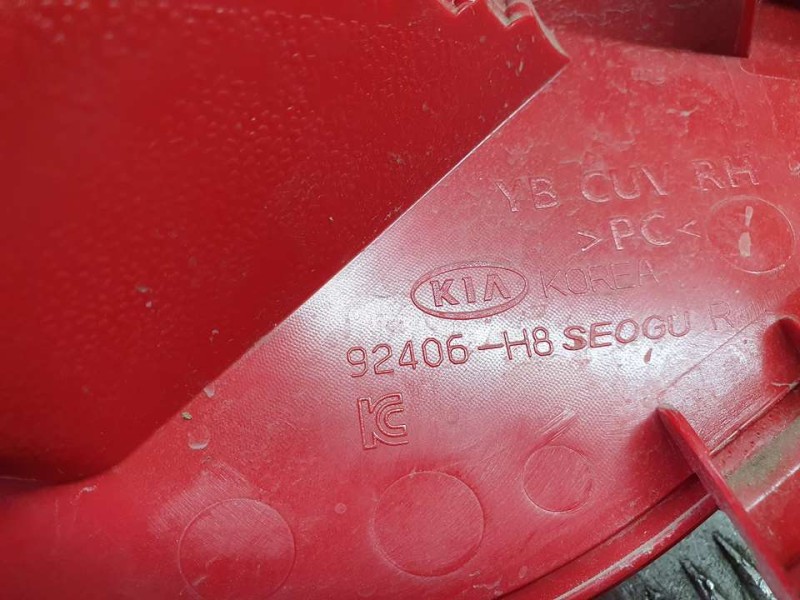 Recambio de piloto trasero derecho paragolpes para kia stonic (ybcuv) drive referencia OEM IAM 92406H8  