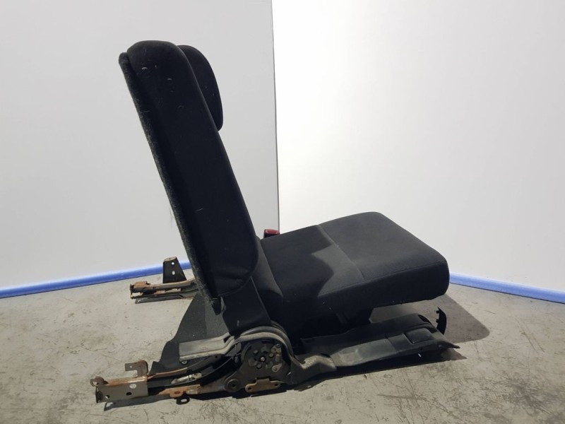 Recambio de asiento trasero derecho para toyota land cruiser (j15) basis referencia OEM IAM   