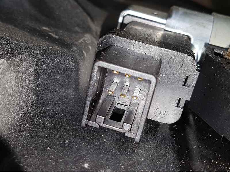 Recambio de elevalunas delantero izquierdo para mazda 3 berlina (bk) 1.6 crdt active referencia OEM IAM  6 PINS ELECTRICO