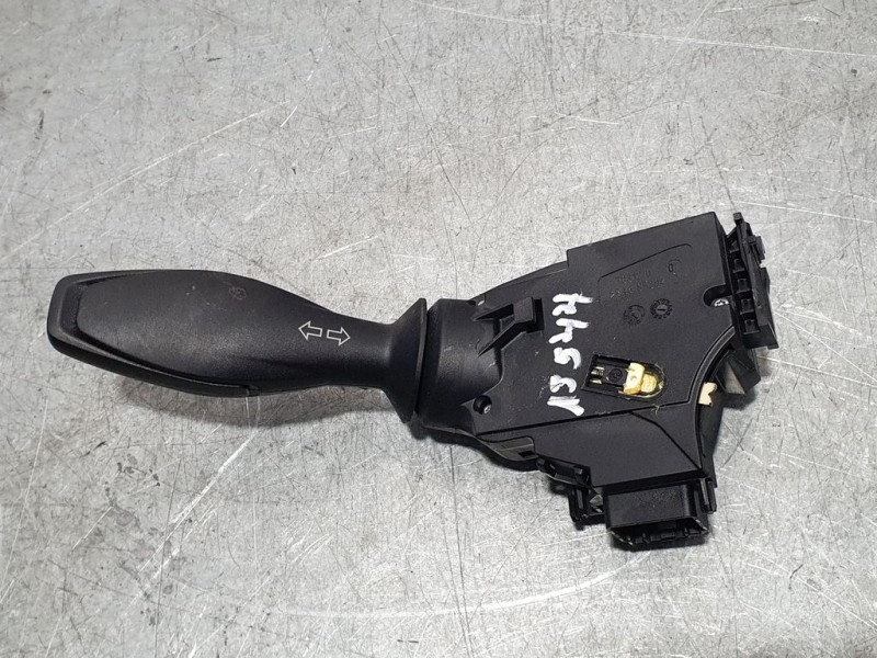 Recambio de mando intermitentes para ford fiesta (ccn) ambiente referencia OEM IAM 8A6T13335AD  