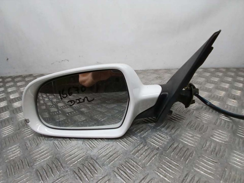 Recambio de retrovisor izquierdo para audi a4 ber. (b8) e referencia OEM IAM 8K1857409AG01C  ELECTRICO