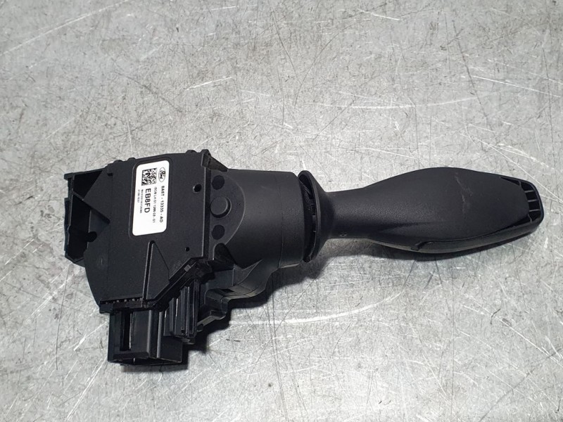 Recambio de mando intermitentes para ford fiesta (ccn) ambiente referencia OEM IAM 8A6T13335AD  