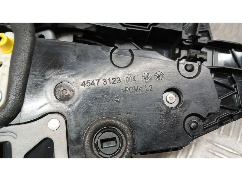 Recambio de cerradura puerta trasera izquierda para bmw serie 1 lim. (f40) 118d m sport referencia OEM IAM 45473123 ELECTRICA 