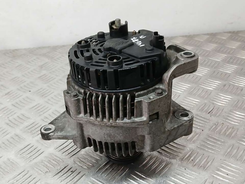 Recambio de alternador para renault megane i fase 2 classic (la..) 1.9 dci dynamique referencia OEM IAM 8200064685 2542495A VALE