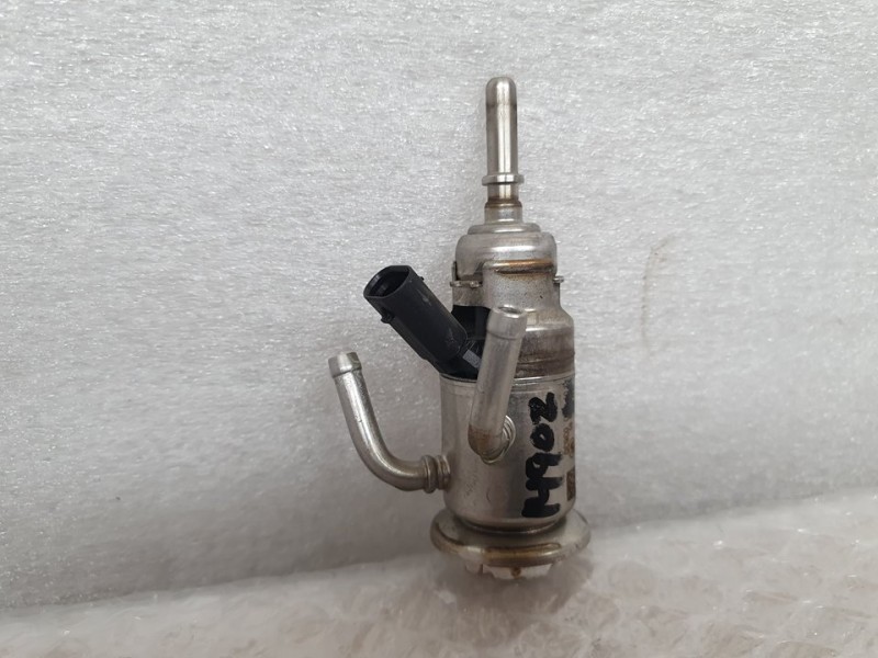 Recambio de inyector adblue para bmw serie 1 lim. (f40) 118d referencia OEM IAM 8580209 A2C95505000 