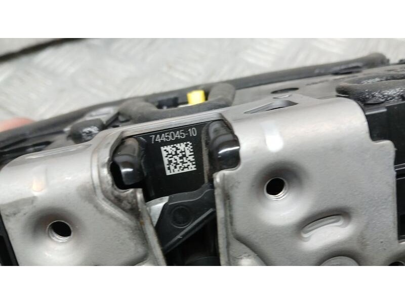 Recambio de cerradura puerta trasera izquierda para bmw serie 1 lim. (f40) 118d m sport referencia OEM IAM 45473123 ELECTRICA 