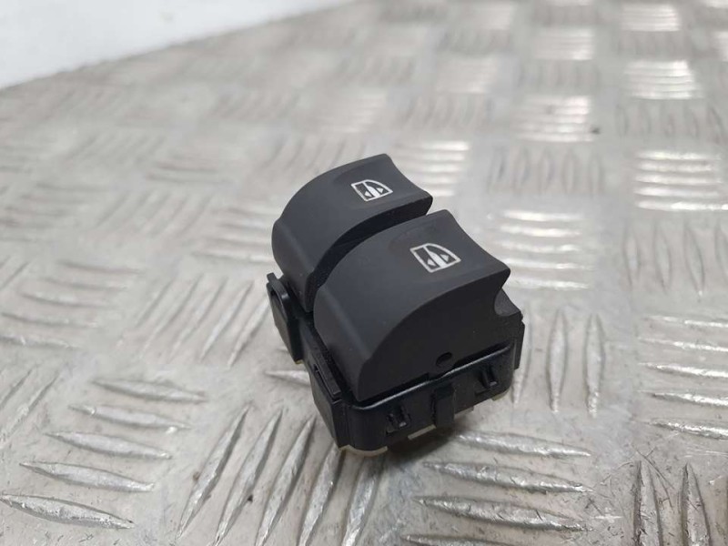 Recambio de mando elevalunas delantero izquierdo para renault clio iv expression referencia OEM IAM 254118044R 10023697 