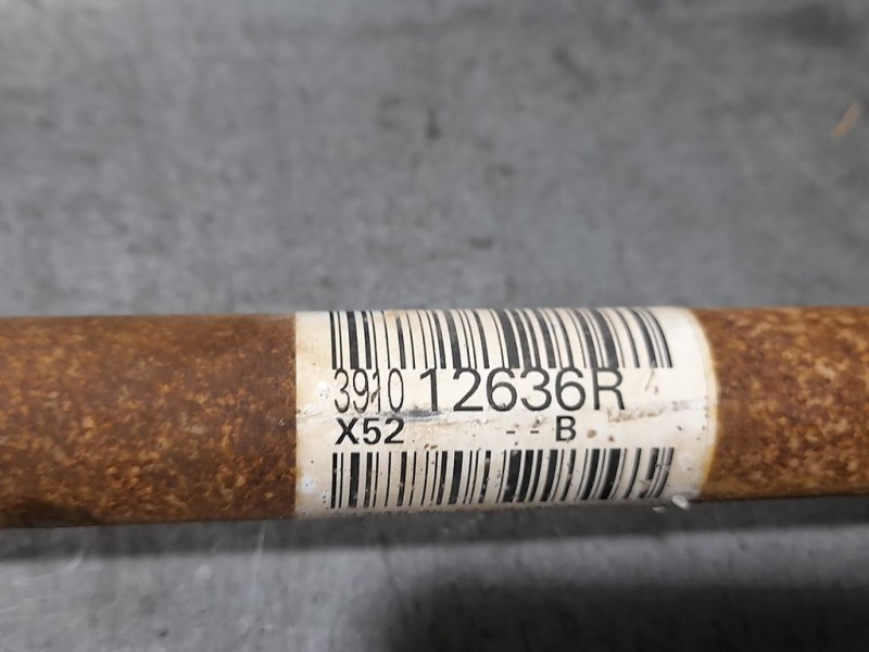 Recambio de transmision delantera izquierda para dacia sandero basis referencia OEM IAM 391012636R  