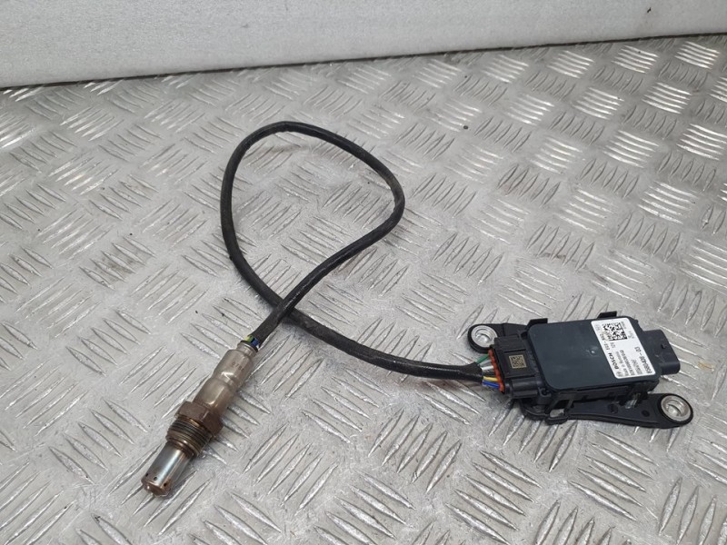 Recambio de sonda lambda para bmw serie 1 lim. (f40) 118d referencia OEM IAM 8580408 0281008039 BOSCH