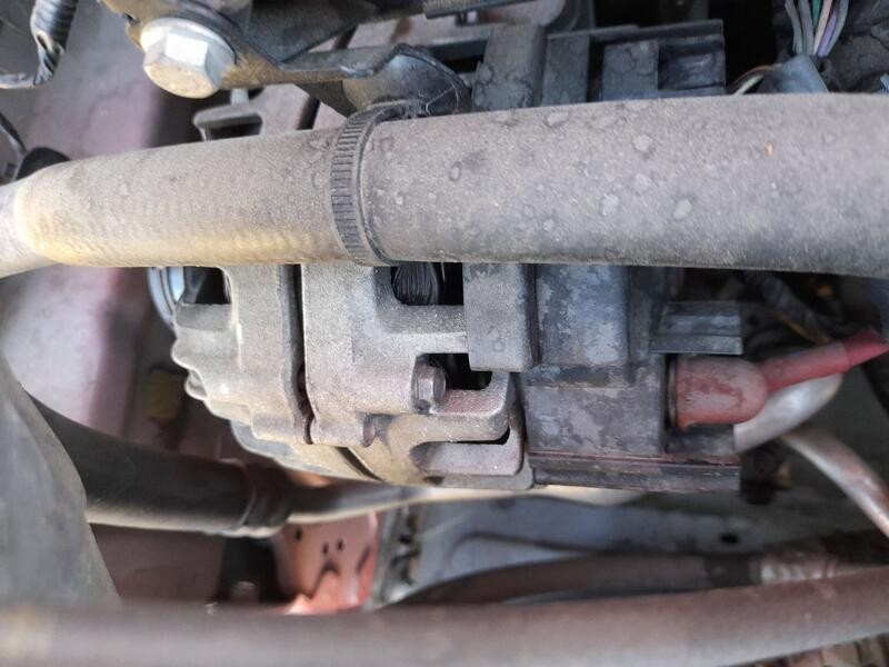 Recambio de alternador para renault megane iv hatchback (b9a/m/n_) 1.2 tce 130 (b9mr) referencia OEM IAM 231006677R  