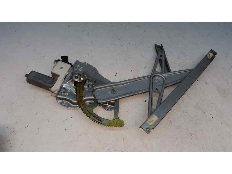 Recambio de elevalunas delantero derecho para toyota corolla (e12) 1.4 linea terra berlina referencia OEM IAM 6981002130 6 PINS 