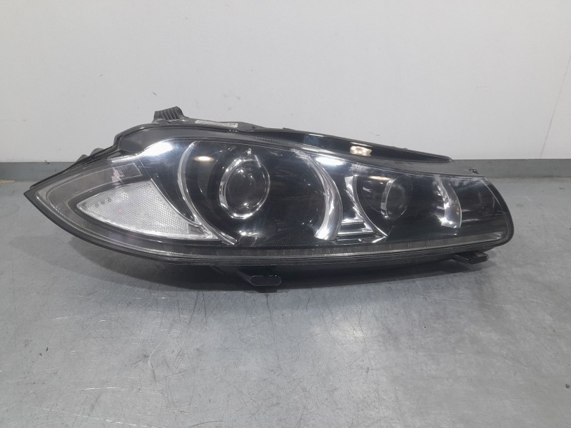 Recambio de faro derecho para jaguar xf s pace referencia OEM IAM CX2313W029 VPCX2X13W029DG 