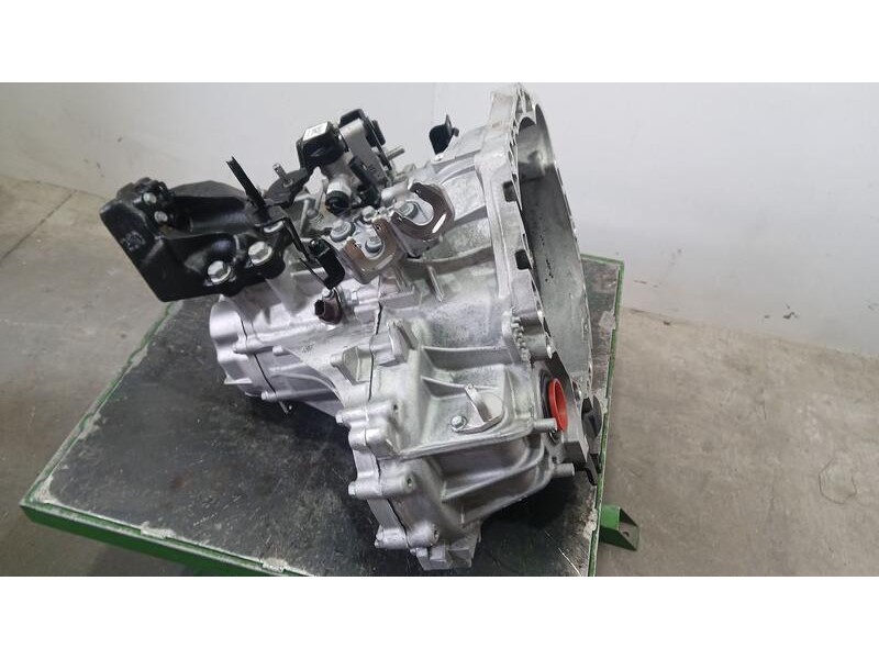 Recambio de caja cambios para hyundai i 20 tecno mild-hybrid referencia OEM IAM 430B026195 B528330 6VELOCIDADES