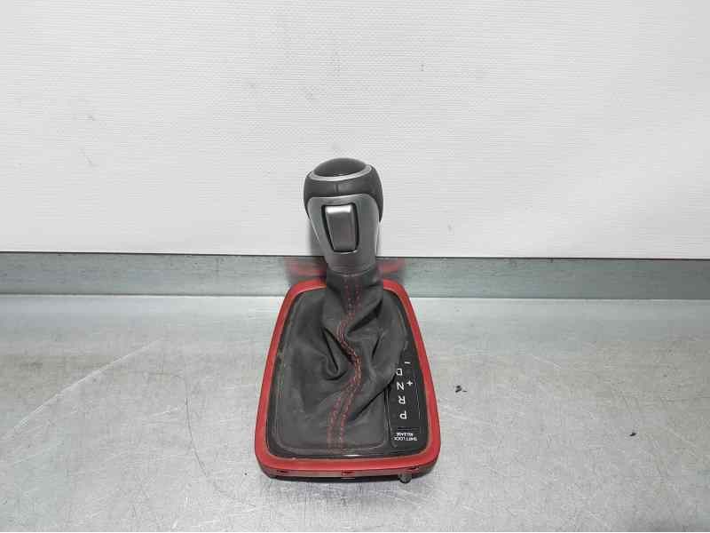 Recambio de pomo palanca cambio para hyundai kona style 4wd referencia OEM IAM 46700J9210  