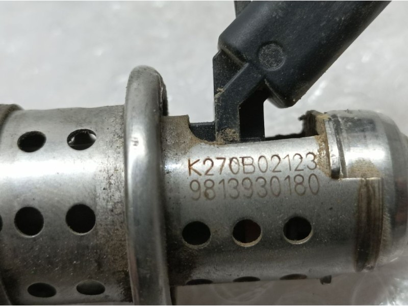 Recambio de inyector adblue para citroën berlingo live m referencia OEM IAM 9813930180  