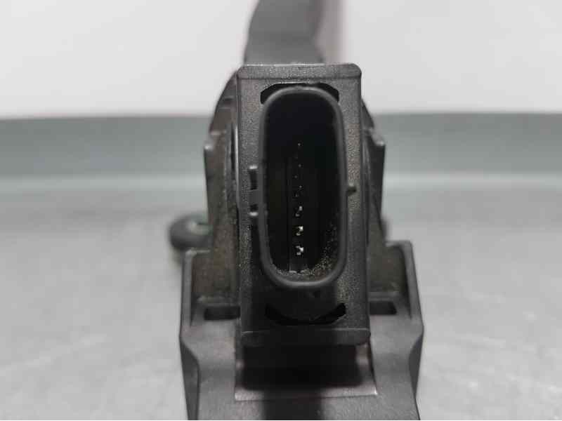 Recambio de potenciometro pedal para hyundai kona style 4wd referencia OEM IAM CN03264628  
