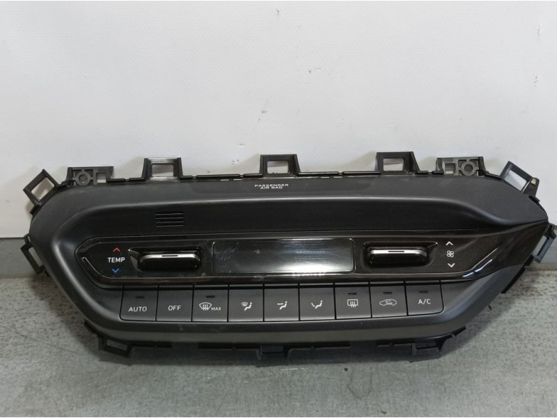 Recambio de mando climatizador para hyundai i20 klass referencia OEM IAM 97250Q0210  