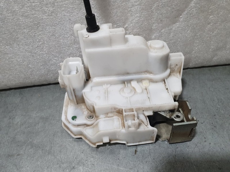 Recambio de cerradura puerta delantera derecha para fiat tipo ii (357) berlina easy referencia OEM IAM 519839440  4 PINES