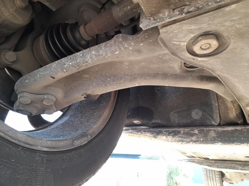 Recambio de brazo suspension inferior delantero derecho para renault megane iv hatchback (b9a/m/n_) 1.2 tce 130 (b9mr) referenci