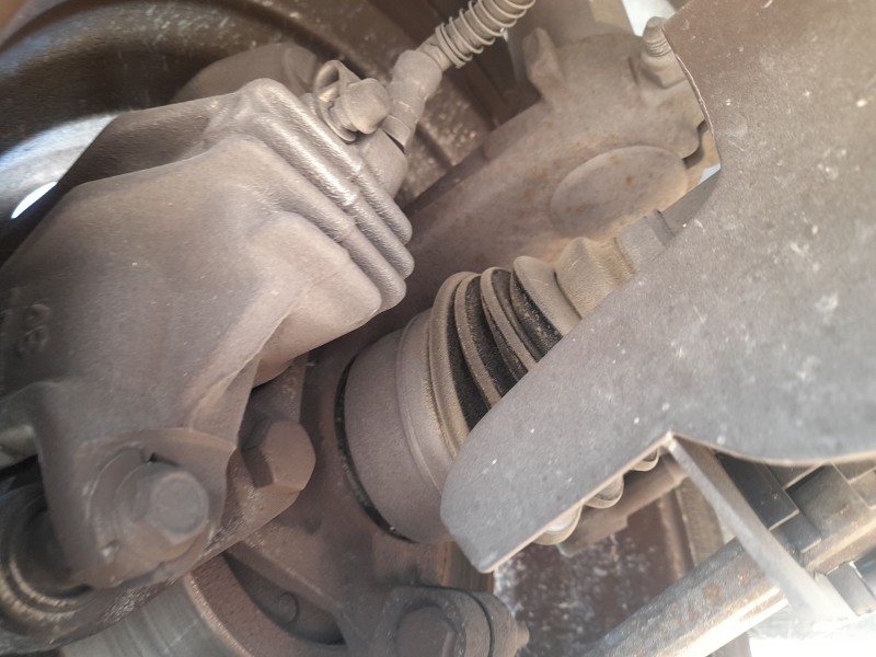 Recambio de mangueta delantera derecha para peugeot 206 hatchback (2a/c) 1.4 i referencia OEM IAM 364752  