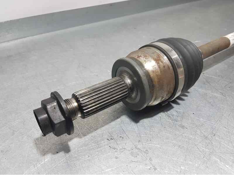 Recambio de transmision trasera derecha para hyundai kona style 4wd referencia OEM IAM 49601J9000  