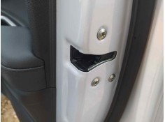 CERRADURA PUERTA DELANTERA DERECHA 81320Q0010 MONTADO EN PUERTA 