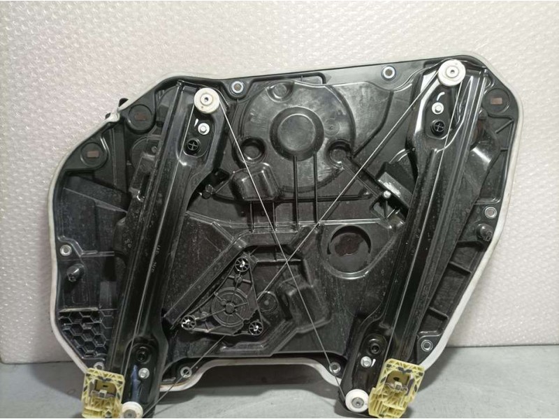 Recambio de elevalunas delantero izquierdo para bmw serie 1 lim. (f40) 118d m sport referencia OEM IAM 5A02FB102 22978210 ELECTR