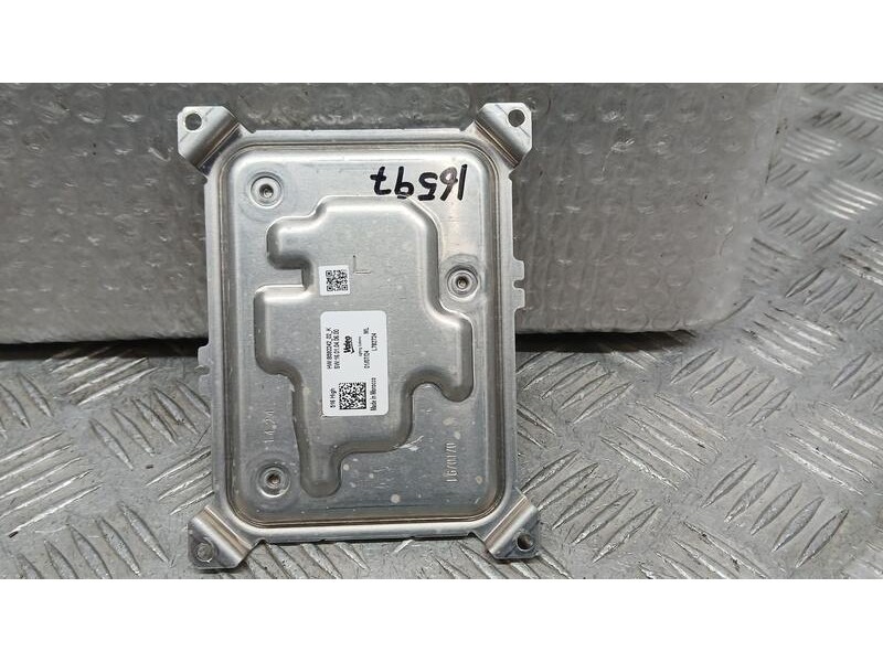 Recambio de centralita faro para jeep avenger (j2) electric referencia OEM IAM L782724 VALEO B59224202K