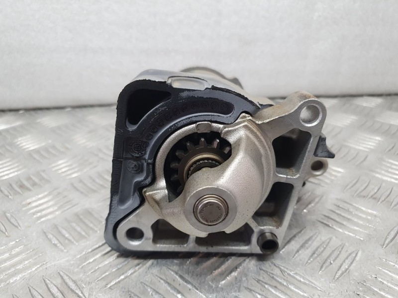Recambio de motor arranque para bmw serie 1 lim. (f40) 118d referencia OEM IAM 858039003 MS4380003532 DENSO