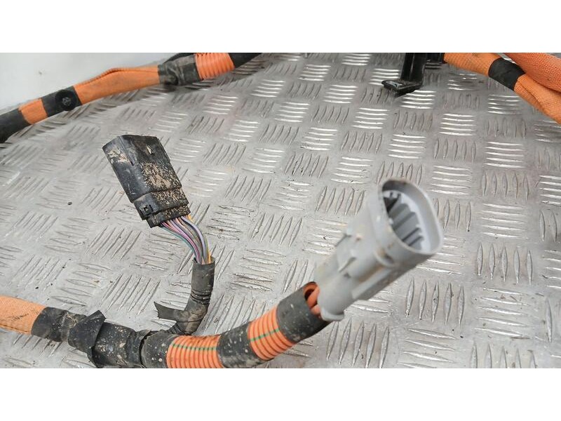 Recambio de modulo electronico para jeep avenger (j2) electric referencia OEM IAM 9863712080 CABLA BATERIA HIBRIDA 