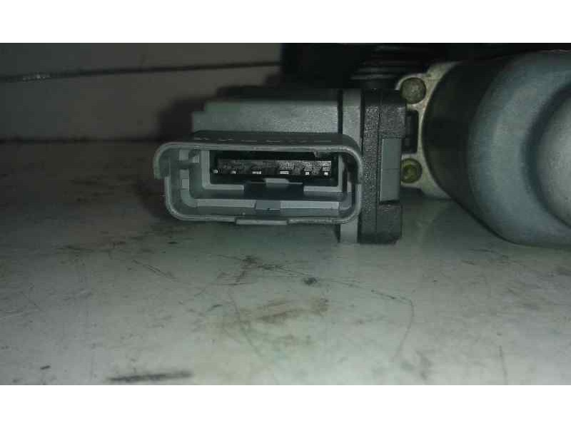 Recambio de elevalunas delantero izquierdo para citroën c3 1.4 hdi exclusive referencia OEM IAM 400619F 6 PINS ELECTRICO