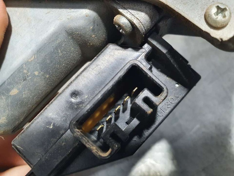 Recambio de motor limpia trasero para toyota yaris active referencia OEM IAM 851300D080 2596002660 DENSO