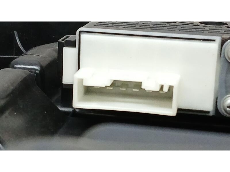 Recambio de elevalunas trasero izquierdo para bmw serie 1 lim. (f40) 118d m sport referencia OEM IAM 5A02FA701 ELECTRICO 6 PINS 