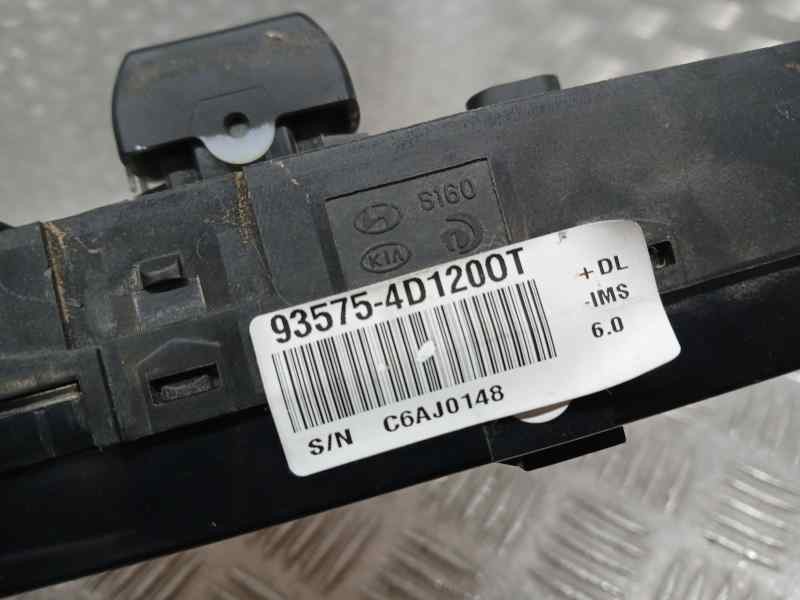 Recambio de mando elevalunas delantero derecho para kia carnival 2.9 crdi vgt ex referencia OEM IAM 935754D1200T  