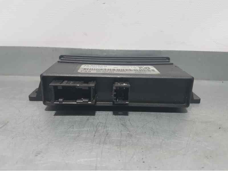 Recambio de modulo electronico para peugeot partner kombi access referencia OEM IAM 9663821680 0263004204 BOSCH