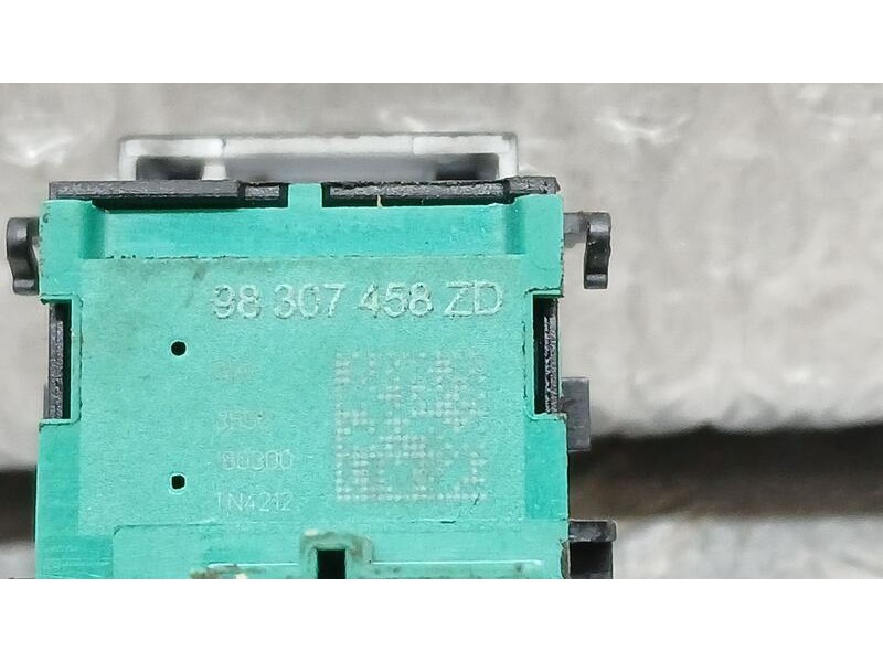 Recambio de interruptor para jeep avenger (j2) electric referencia OEM IAM 98307458ZD MODO DRIVE 