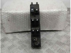 MANDO ELEVALUNAS DELANTERO IZQUIERDO 935704D3200T 