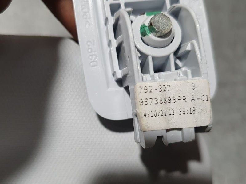 Recambio de parasol izquierdo para peugeot 2008 (p1) active referencia OEM IAM 96738898PR  