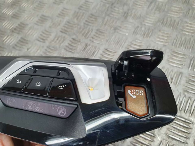 Recambio de luz interior para bmw serie 1 lim. (f40) 118d m sport referencia OEM IAM 989114304 1044714704 