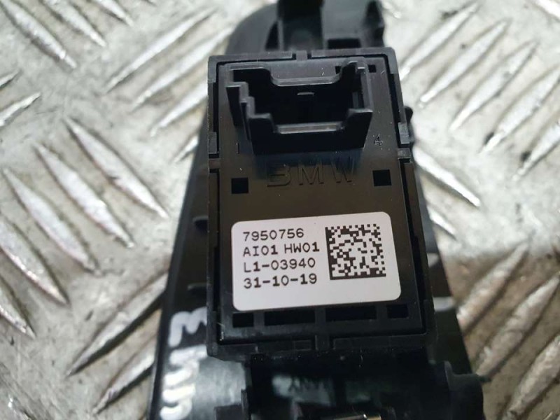 Recambio de mando elevalunas trasero izquierdo para bmw serie 1 lim. (f40) 118d m sport referencia OEM IAM 7950756  