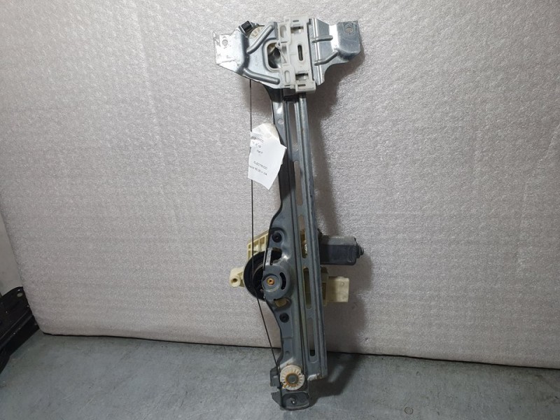 Recambio de elevalunas trasero izquierdo para peugeot 308 style referencia OEM IAM 9677737380  ELECTRICO